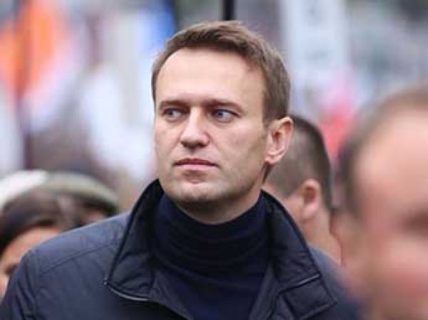 Алексей Навальный вышел на свободу после 15 суток ареста (ФОТО, ВИДЕО)