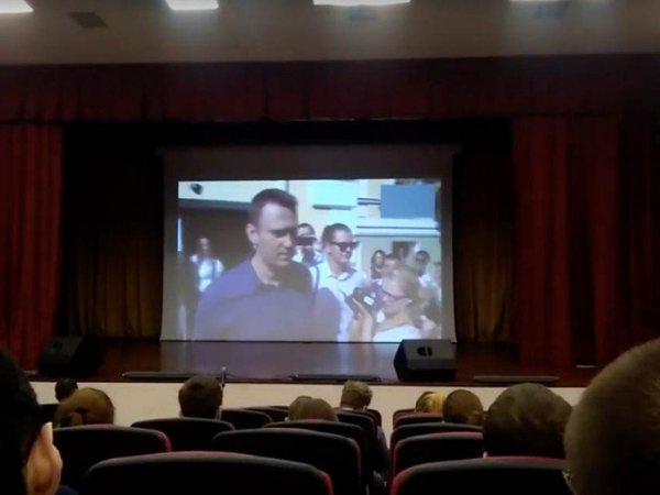 Во Владимире студентам провели лекцию об "уголовном прошлом" Навального