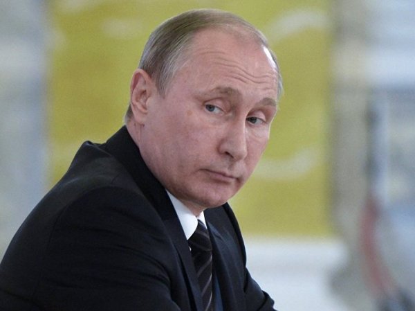 Песков рассказал о реакции Путина на удар США по авиабазе в Сирии (ВИДЕО)