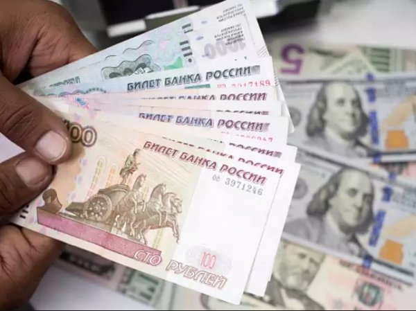 Эксперты пророчат рублю большие неприятности летом