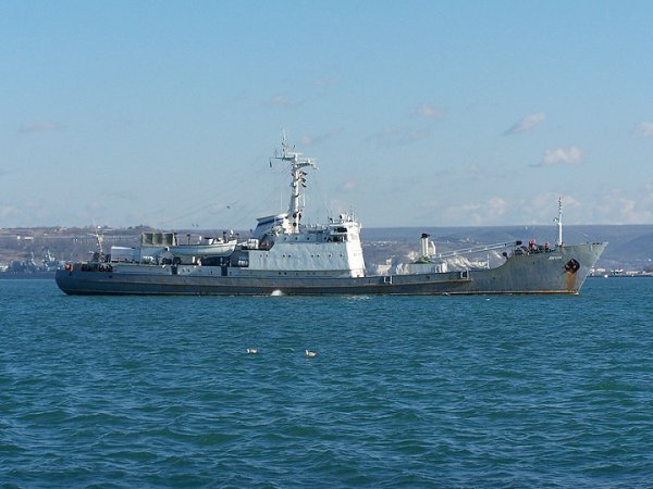В Черном море после столкновения затонул корабль "Лиман"
