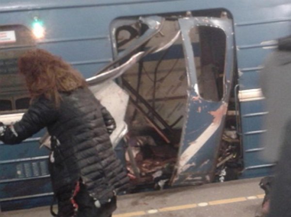 Теракт в метро Санкт-Петербурга: взрывотехники обезвредили вторую бомбу