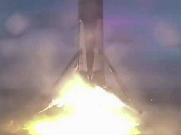 Опубликовано ВИДЕО посадки использованной ракеты SpaceX