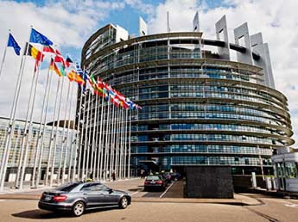 Европарламент одобрил безвизовый режим для Украины