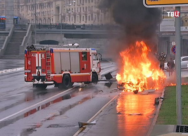 В центре Москвы Maserati попал в страшную аварию