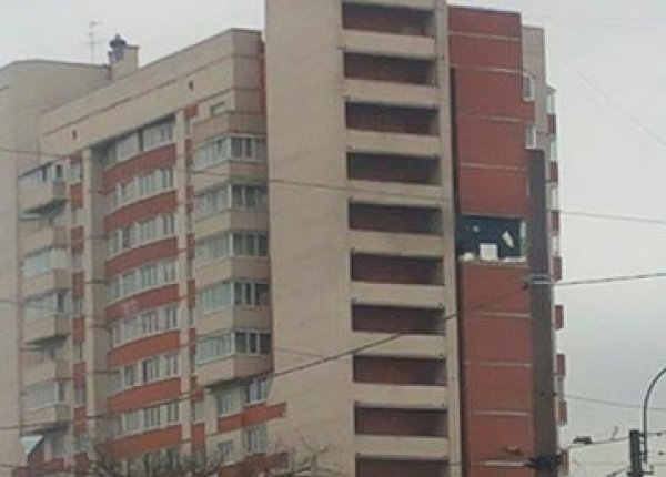 Взрыв в Санкт-Петербурге в 16-этажном доме 06.04.2017: жители слышали два хлопка (ФОТО, ВИДЕО)