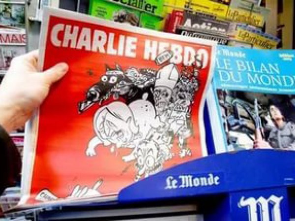 Charlie Hebdo выпустил карикатуру с Асадом на тему химической атаки (ФОТО)