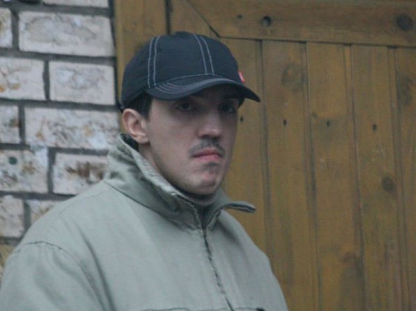 Сын актрисы Завьяловой получил 8 лет тюрьмы за убийство матери (ФОТО)