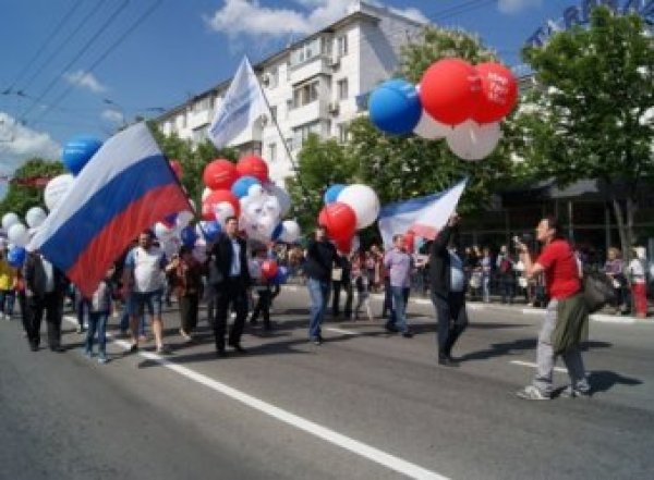Выходные в мае 2017: как отдыхаем на майские праздники в 2017 году в России