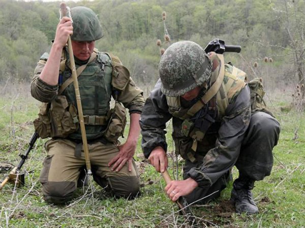 В Чечне при разминировании погибли два сапера-контрактника