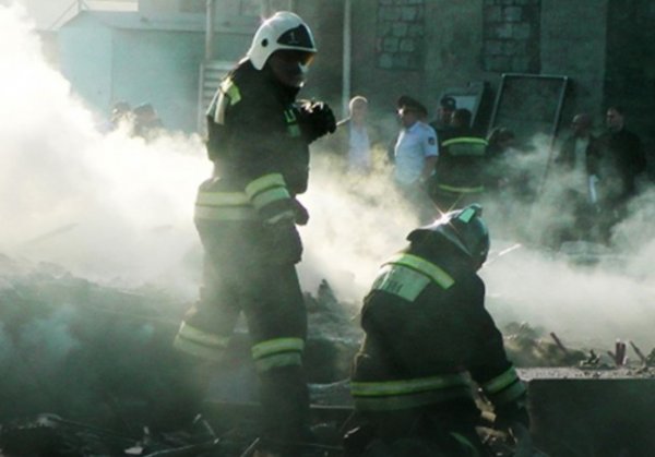 В Новой Москве на корпоративной парковке сгорели 28 машин