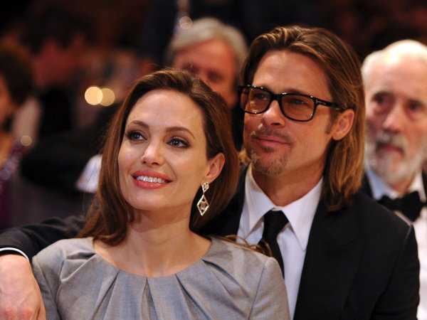 US Magazine раскрыл подробности скандала, разрушившего брак Джоли и Питта