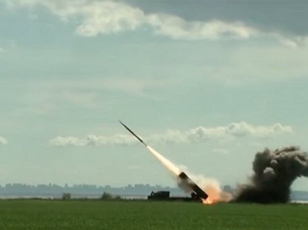 Порошенко опубликовал видео запуска новейшей украинской ракеты