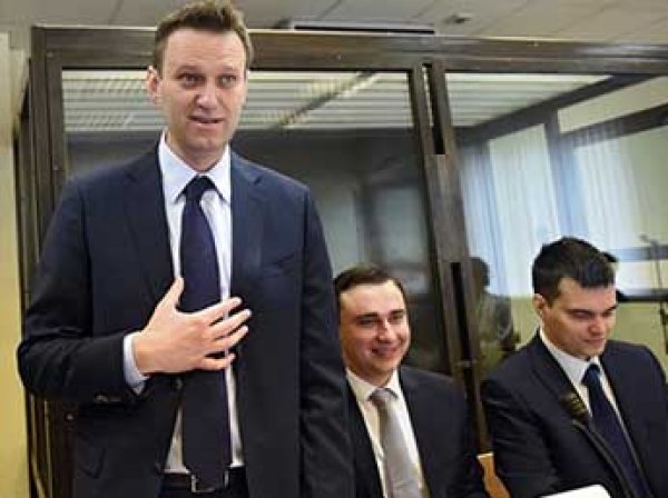 Суд обязал Навального удалить материалы расследования об Усманове