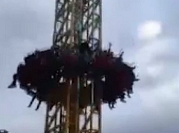 YouTube ВИДЕО: в Турции с 25-метровой высоты рухнула карусель с людьми