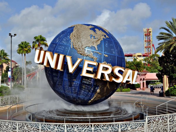 Компания Universal официально представила "темную киновселенную" (ВИДЕО)