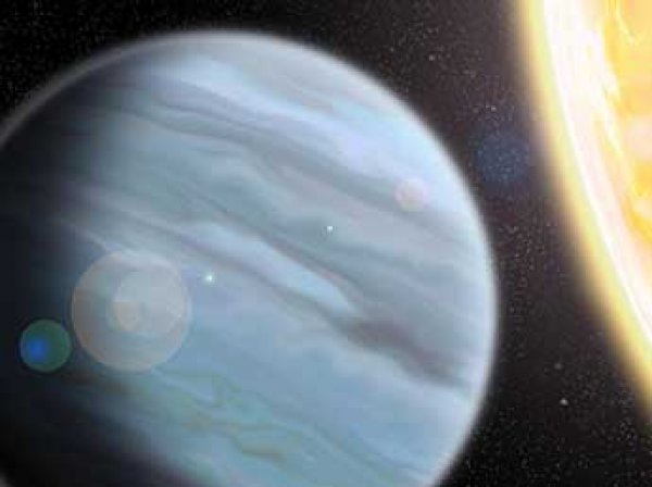 Ученые нашли гигантскую планету из "пенопласта"