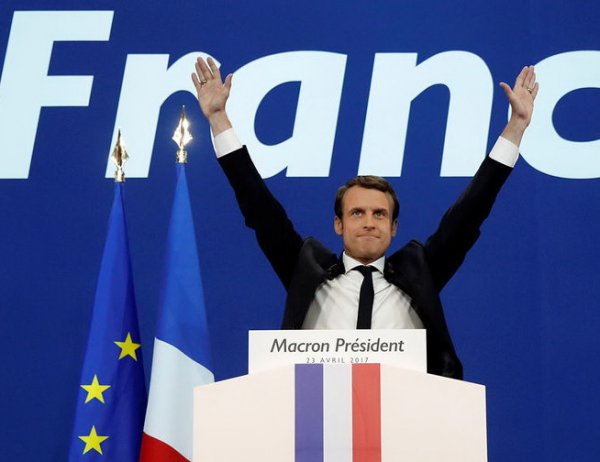 Выборы во Франции 2017: Ле Пен поздравила Макрона с победой на выборах президента во втором туре