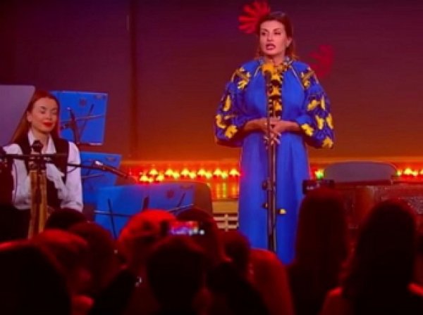"Вот у Мутко и сестра нашлась": жена Порошенко опозорилась на открытии "Евровидения"