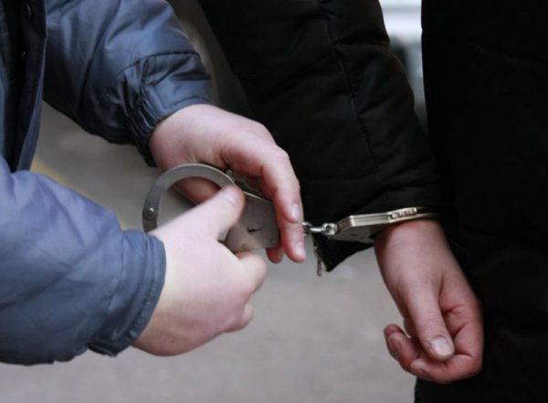 В Москве задержан полицейский, вымогавший у бизнесмена 7 млн рублей