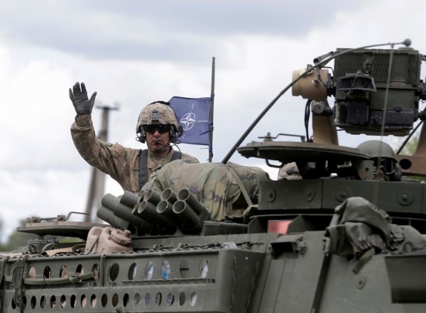 ИноСМИ: НАТО перебросило войска на восток для подготовки к войне с РФ