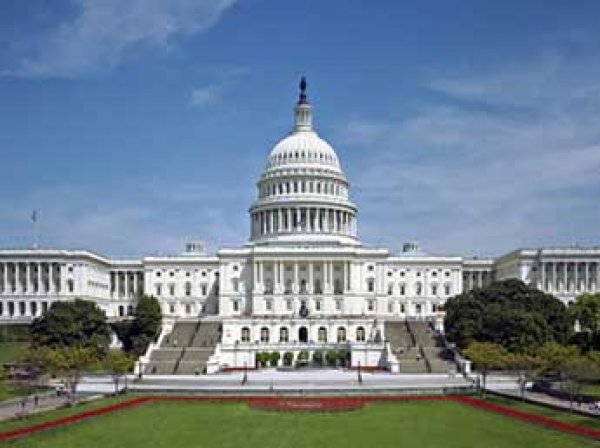 Республиканцы США притормозили голосование в Конгрессе по новым санкциям против РФ
