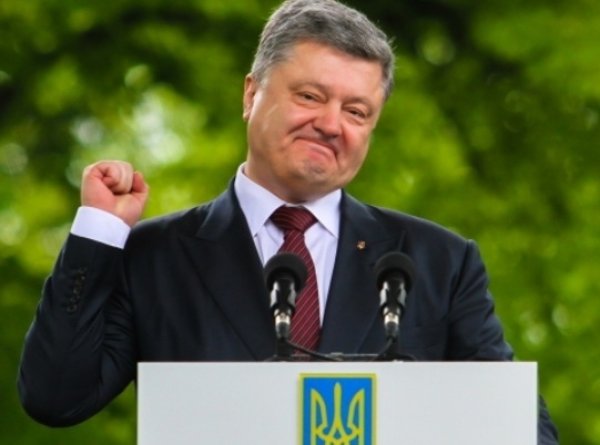 "Прощай, немытая Россия": Порошенко поздравил украинцев с началом безвиза с ЕС стихами (ВИДЕО)