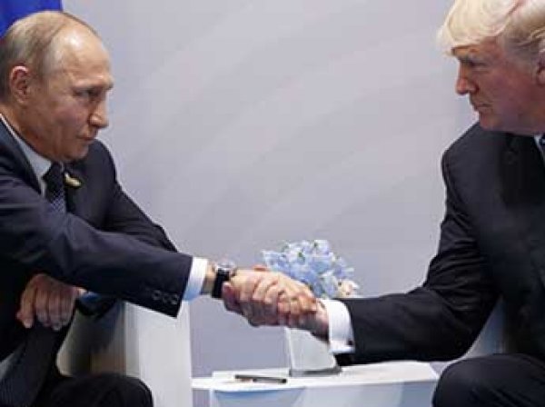 СМИ узнали о "стычке" Путина и Трампа во время первой встречи