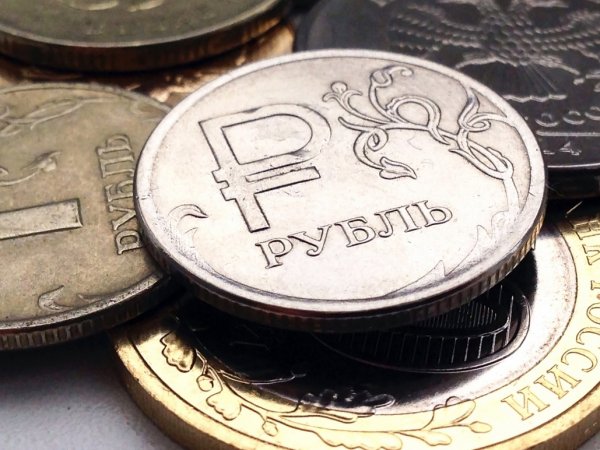 Курс доллара на сегодня, 3 июля 2017: хедж-фонды впервые за полтора года стали играть против рубля — эксперты