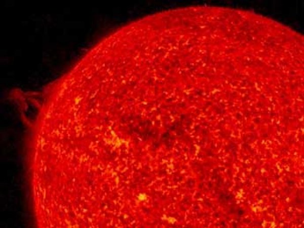 Ученые озадачены постоянным снижением активности Солнца