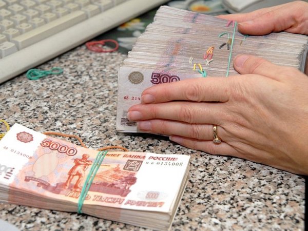 Курс доллара на сегодня, 31 июля 2017: рубль будет смотреть на нефть и доллар — прогноз экспертов