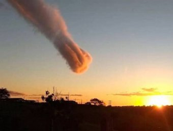 Апокалиптическое облако в виде "руки Бога" напугало бразильцев (ФОТО, ВИДЕО)