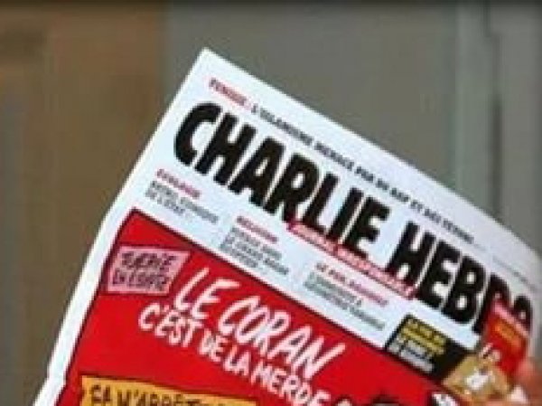 Charlie Hebdo высмеял гибель людей в Техасе в новой карикатуре