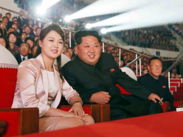 СМИ: жена Ким Чен Ына родила ему третьего ребенка