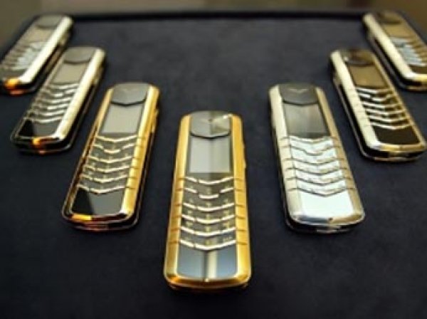 Обанкротившаяся Vertu распродает золотые телефоны по бросовым ценам