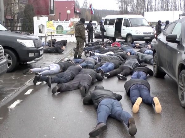 В Челябинске на самой большой "стрелке" задержали лидеров уральских ОПГ
