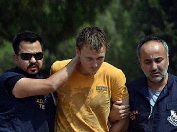 Задержанного в Турции россиянина приговорили к 6 годам тюрьмы