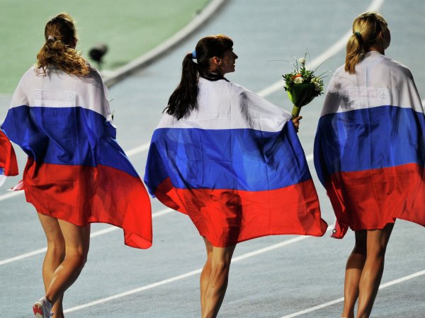 Российским легкоатлетам запретили петь и слушать гимн во время ЧМ
