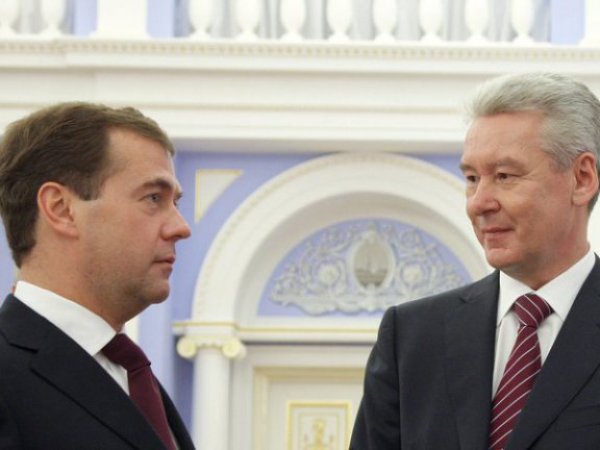 Медведев и Собянин возглавили рейтинг преемников Путина