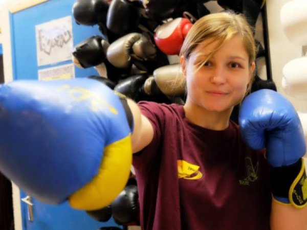 Во Франции умерла 26-летняя действующая чемпионка мира по боксу