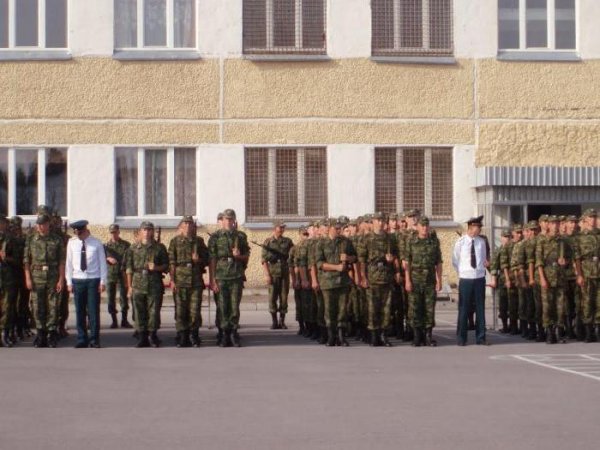 В учебном центре ЦВО на Урале произошла кровавая бойня: пострадали 14 человек
