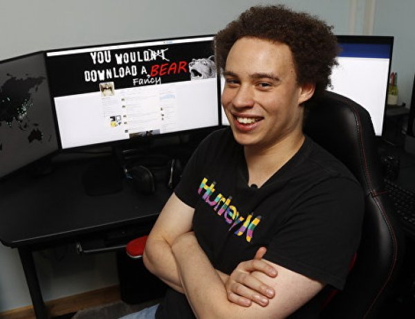 Британский герой-программист сознался в распространении вируса WannaCry