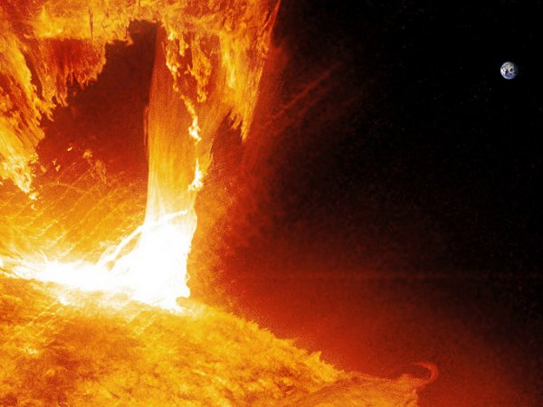 Ученые: мощные вспышки на Солнце могут привести к гибели Земли