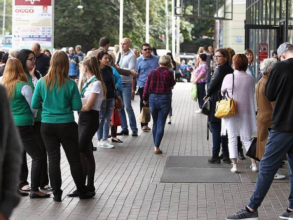 В Москве массово эвакуируют вузы, ТЦ и вокзалы