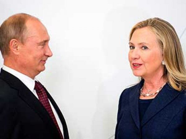 Клинтон обвинила Путина в "личной вендетте" на выборах