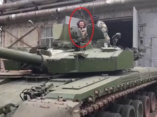 "До перемоги! До Москвы!": Ляшко на танке пообещал доехать до Москвы