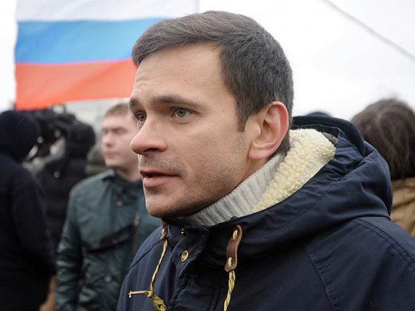 Оппозиционер Яшин объявил о победе "Солидарности" на выборах в районе Москвы