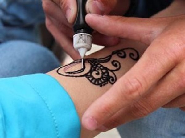 Ученые назвали главную опасность татуировок
