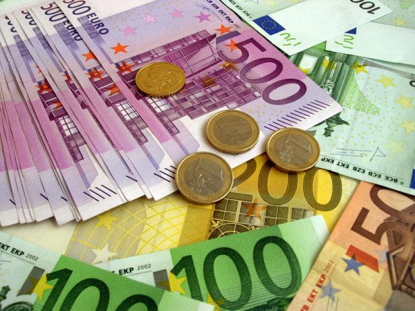 Курс доллара и евро на сегодня, 6 сентября 2017: эксперты советуют туристам не тянуть с покупкой евро