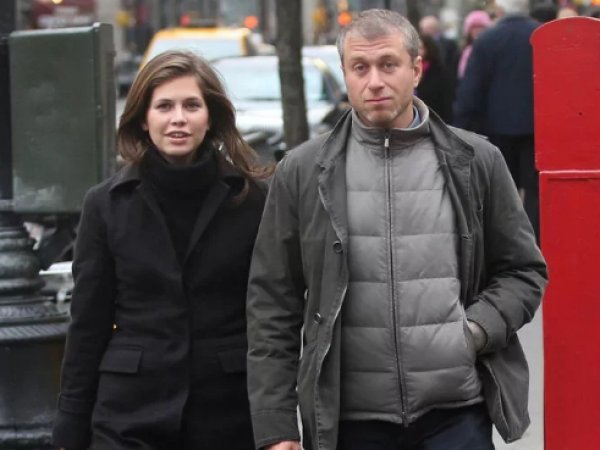 СМИ: Роман Абрамович и Даша Жукова вышли в свет вместе после расставания